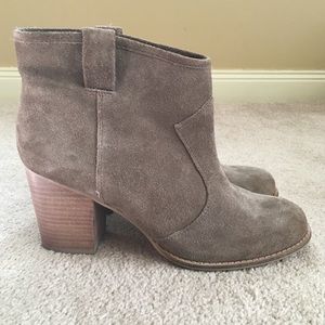 Splendid Lakota Pull-On Booties